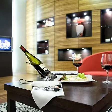 Boutique Dubna Skala 4* ジリナ