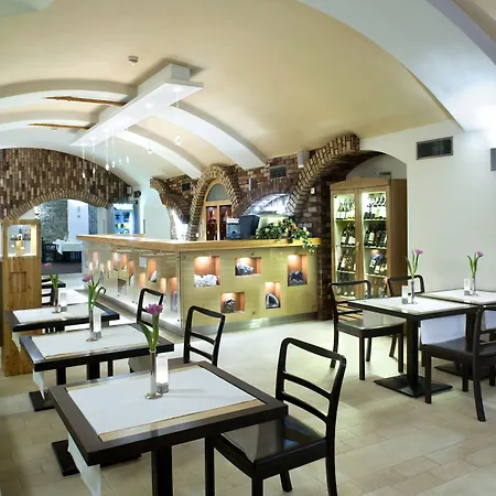 Boutique Dubna Skala מלון