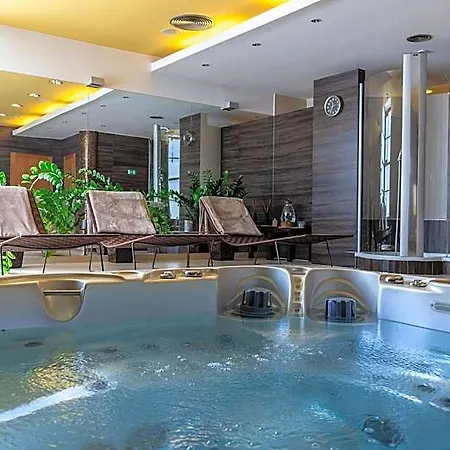 Boutique Dubna Skala Отель