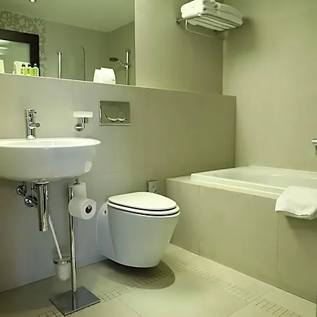 Отель Boutique Dubna Skala Жилина
